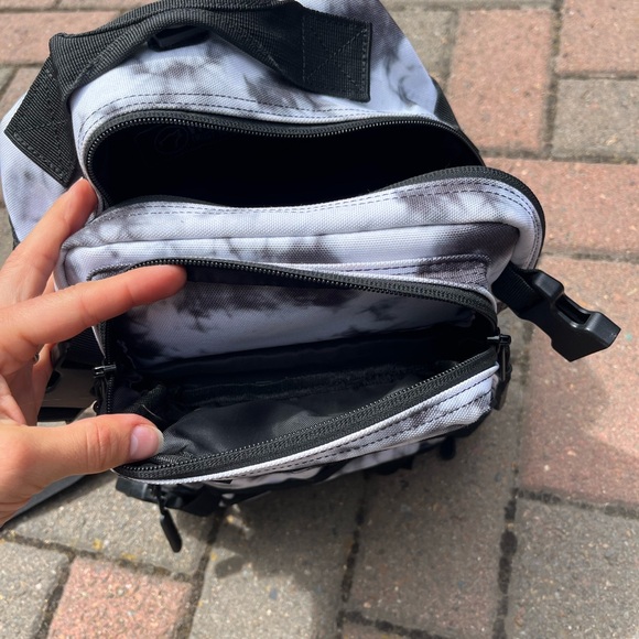 9L Wolfpak Mini Backpack - Picture 5 of 6